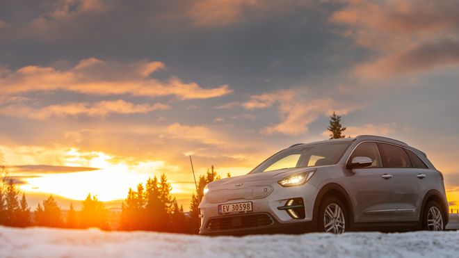 Elbilen Kia e-Niro under vinterkjøring i Norge.