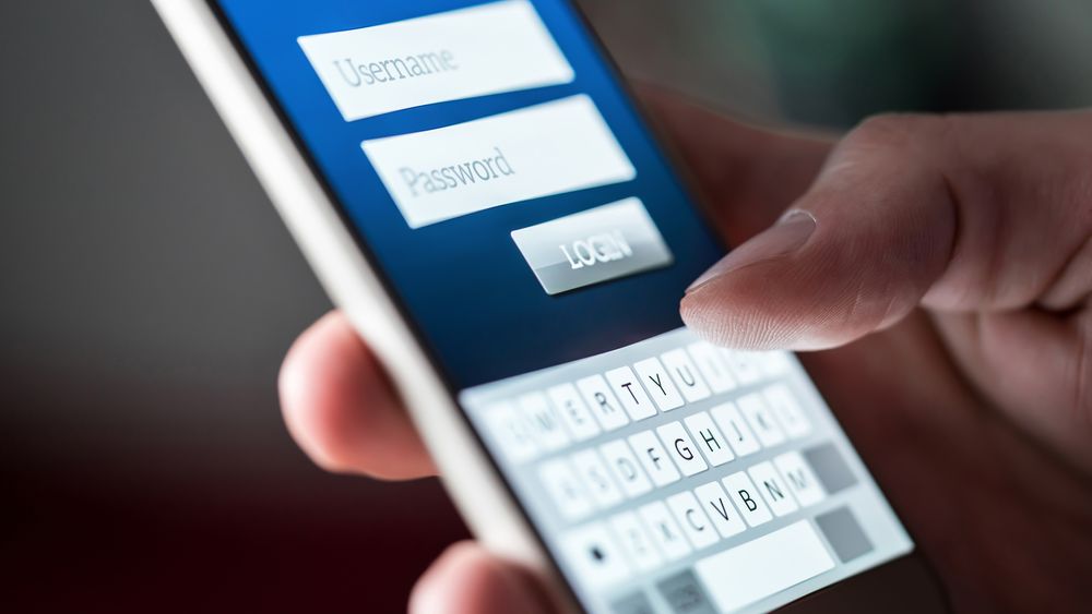 Mobilskjerm av innlogging med brukernavn og passord.
