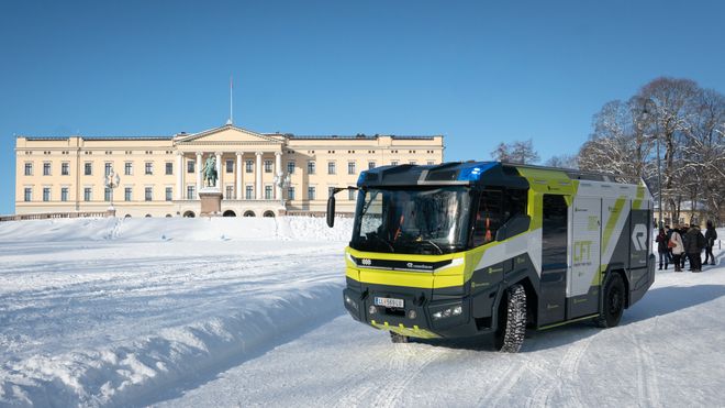 Her er fremtidens elektriske brannbil på vintertest i Norge