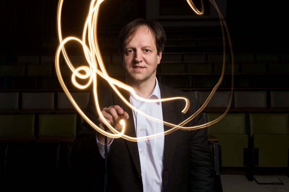 Lysmann: Harald Haas er medgründer og sjefsteknolog i pureLiFi og professor ved University of Edinburgh.