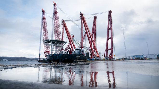 Kaptein på kranlekter: – Hadde vi ikke handlet så raskt, ville «Helge Ingstad» sklidd ut på dypet