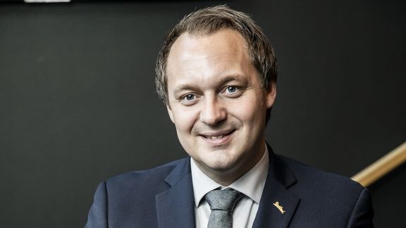 Fra Fornebu til Bergen