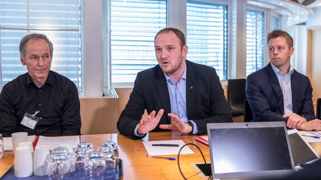 Samferdselsministeren: Kravene til vinterskodde vogntog må skjerpes