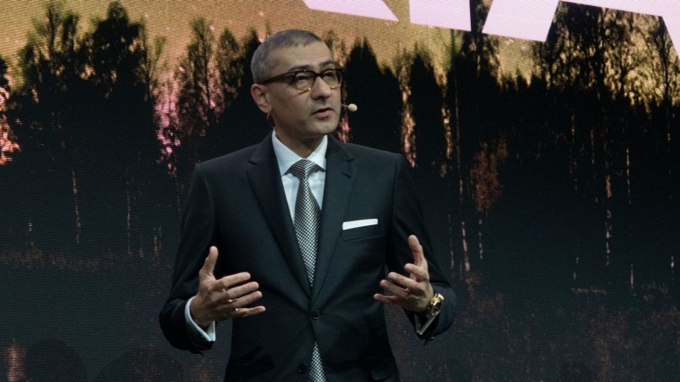 Konsernsjef Rajeev Suri i Nokia, her fotografert under mobilkongressen i Barcelona i februar i år.