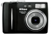Nikon Coolpix 7900