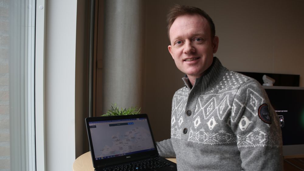 Thomas Jelle og Mazemap ruller nå ut sin nyeste funksjon, som hjelper folk å finne ledige møterom.