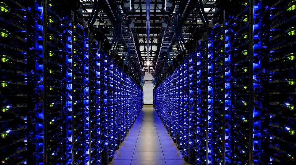 Fotografiet viser serverrack i Googles datasenter i Douglas County. Illustrasjonsfoto.