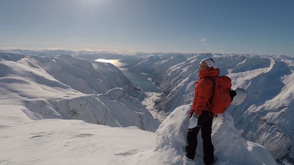 DRAUMEDAG: Ski, påske, kvikk lunsj, eit par kalde coronoa, samt veninne Hilde og Eileen er det som skal til for at Maria skal ha ein draumedag.