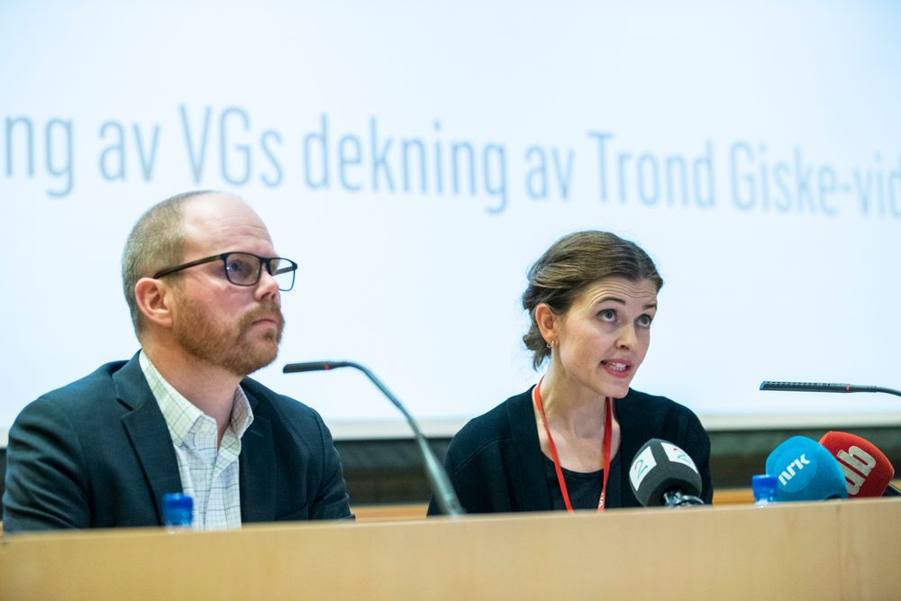 Sjefredaktør Gard Steiro og nyheitsredaktør Tora Bakke Håndlykken under VG si eiga evaluering av avisa si dekning av den sokalla Giske-videosaka