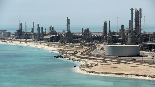 Illustrasjonsfoto av Saudi Aramcos oljeraffineri i Saudi Arabia tatt i mai 2018.