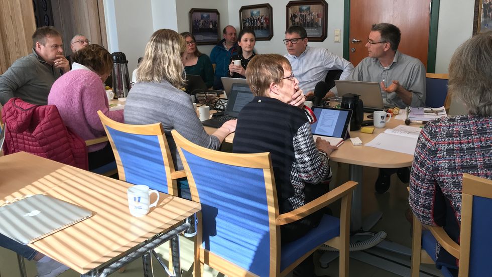 FEKK DATO: Formannskapet i Sogndal diskuterte torsdag framgangen i handsaminga av varslingssakene i barnevernet.
