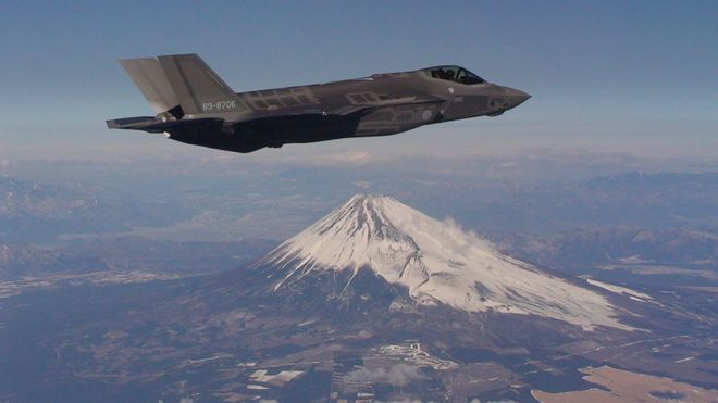 Tror sanseillusjon gjorde at flygeren fløy F-35 rett i sjøen