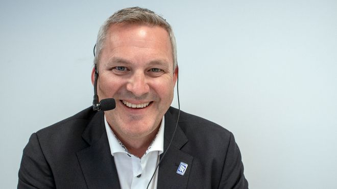 Rolls-Royce jakter mange ingeniører for å lage fremtidens nullutslippsfly