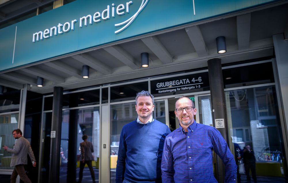 Konserndirektør for teknologi og utvikling Ole-Jacob Mosvold og konsernsjef Per Magne Tveiten i Mentor Medier.