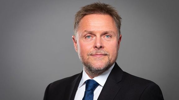 To skritt frem - og ett tilbake
