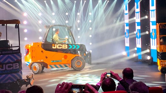 JCB lanserte el-Teletruk