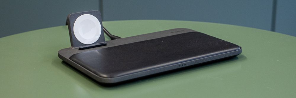 Nomad Base Station Apple Watch Edition