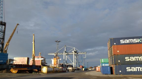 - Få godset på sjøen!