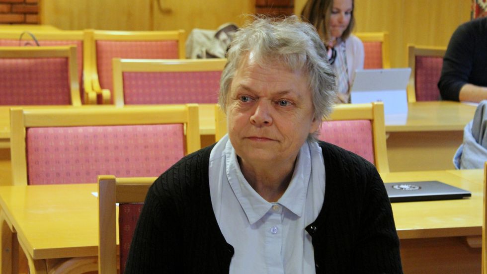 HELSESJUKEPLEIAR: Anne Helen Strandabø er helsesjukepleiar og glad for at kommunen no skal styrka skulehelsetenesta.