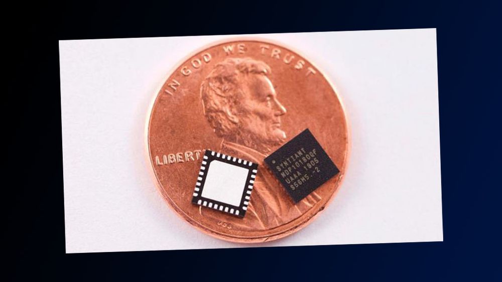 Syntiants lille AI-brikke, som er på 1,4x1,7 mm, kan kjøre nevrale nettverk uten å være online.