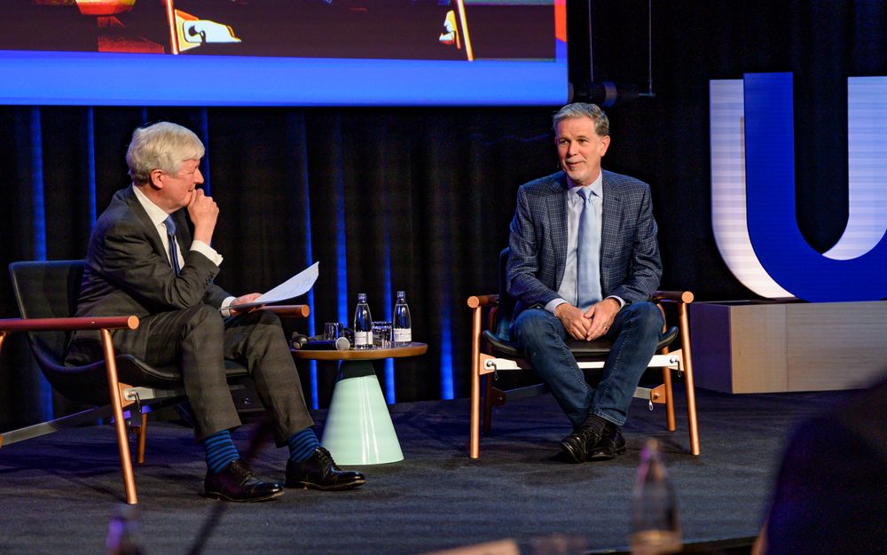 Reed Hastings i Netflix intervjua av BBC-sjef og EBU-president Tony Hall under EBU si generalforsamling i Oslo.