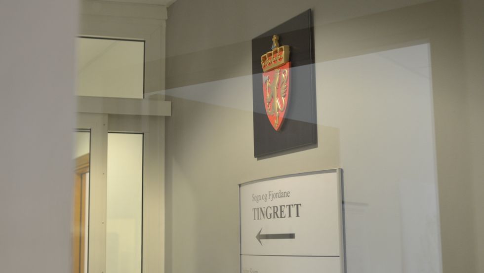 MÅ I FENGSEL: Ein mann i 60-åra må i fengsel for fyllekøyring og for å ha skubba borti ein syklist utan å stoppa.