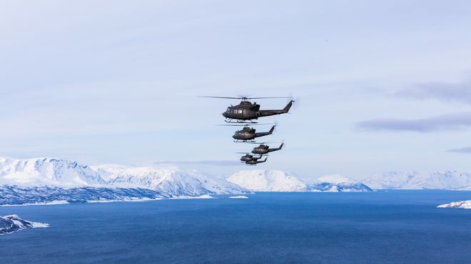 Vurderer midlertidig helikopterløsning for politiet i Nord-Norge
