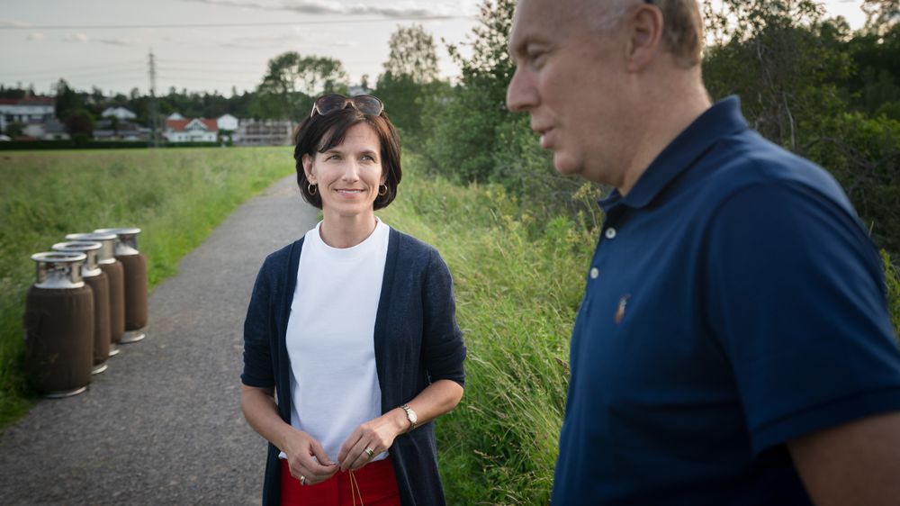 Microsofts Norgessjef Kimberly Lein-Mathisen, Sopra Steria-sjef Kjell Rusti. Bildet er tatt like etter landing med Sopra Sterias luftballong tidligere i sommer.