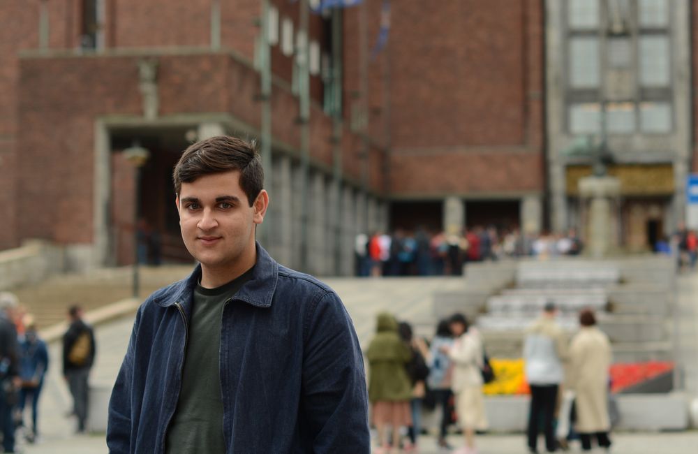 Rauand Ismail kan få plass i bystyret i Oslo for MDG til høsten. Denne sommeren vikarierer han i Klassekampen.