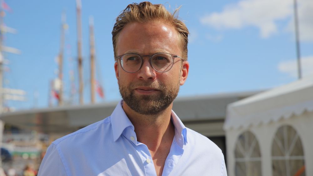 Digitaliseringsminister Nikolai Astrup deltar på flere arrangementer på Arendalsuka.