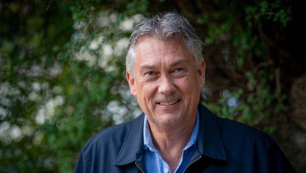 SER TIL SOGN: Ordførarkandidat for Høyanger Ap, Petter Sortland, meiner Høyanger kommune framleis bør vere ein del av Sogn regionråd. (Foto: Arve Ullebø)