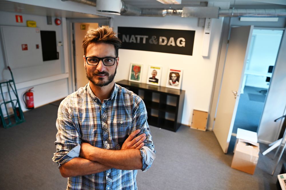 Christian Rasmussen går av som daglig leder i Natt&Dag, men blir værende i gratisavisens styre og stell.