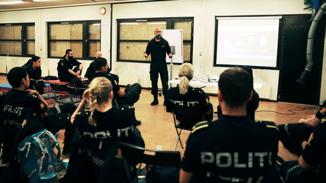 Slik skal Oslo-politiet bygge tillit med minoritetsungdom