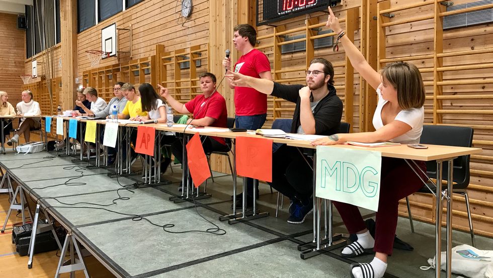 FLEIRTAL: I skulevalet på Sogndal vidaregåande stemde 45,4 prosent av elevane på Arbeiderpartiet.