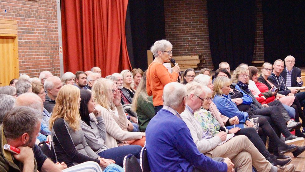 VINDKRAFT: Wenche Midtun har engasjert seg mot vindkraft i Gulen i ei årrekkje. Ho spurde Høgre blant anna om regjeringspartiet vil fjerne skatten for rehabilitering av vasskraft.
