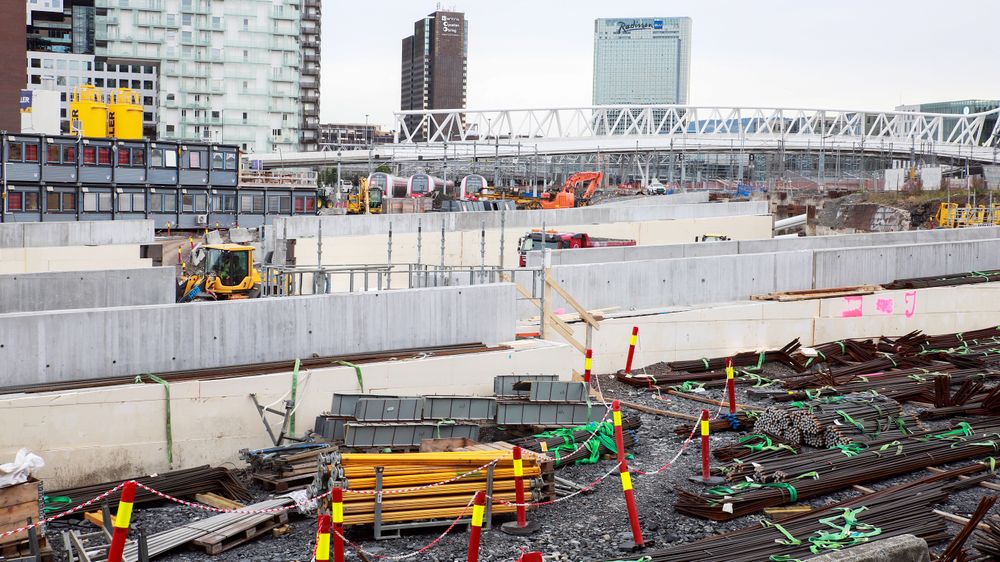 Tidligere i år måtte hele byggeplassen til Follobanen i Bispegata stenges, grunnet skade på støttekonstruksjonen.