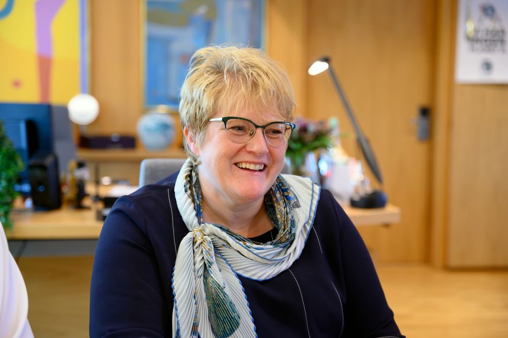 Kulturminister Trine Skei Grande på sitt kontor i Kulturdepartementet.