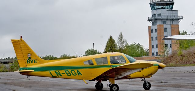 – Flyplasser med flyskoler kan endelig si farvel til stivbeint regel
