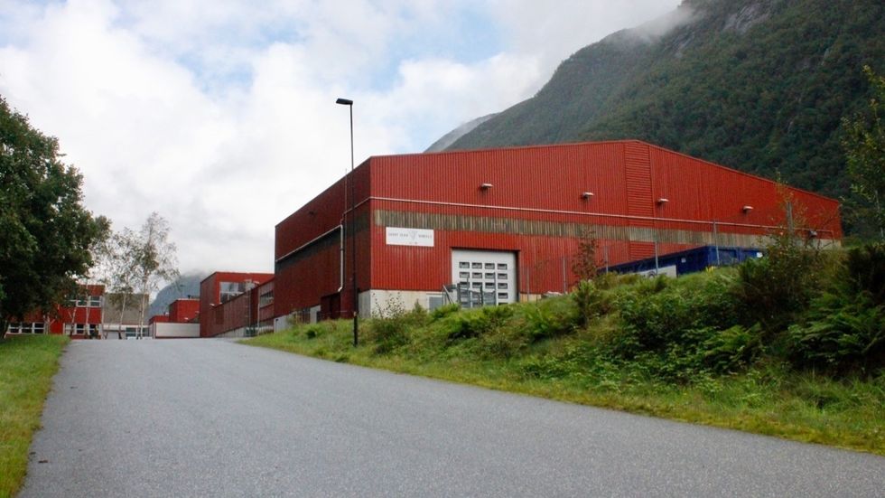 NY AKTIVITET: Det kan komme fleire ulike aktørar inn i det tidlegare Fundo-bygget i Høyanger frå neste år av dersom alt går som planlagd, fortel Hydrokraft AS.