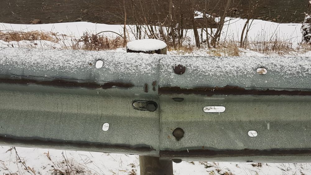 Manglende bolter og dårlige inspeksjonsrutiner har vist seg å være et stort problem langs norske riksveier.