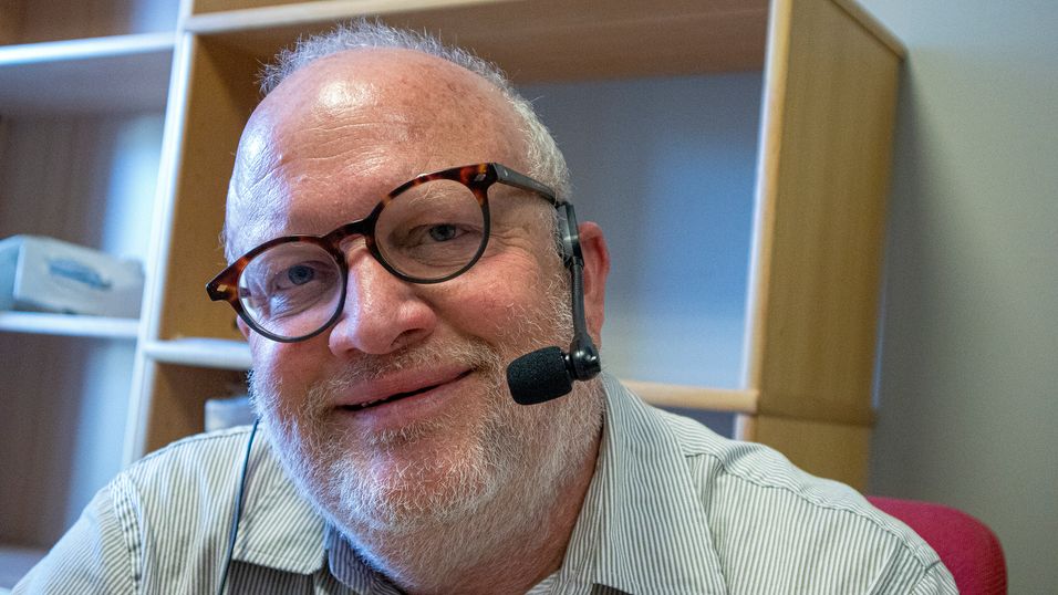 Administrerende direktør i Basel Action Network, Jim Puckett, har besøkt Teknisk Ukeblads podcast Teknisk sett, og forteller at de nå sporer søppelstrømmen til selskaper med GPS.