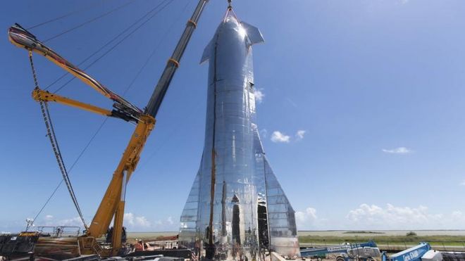 SpaceX: Romskipet av stål er snart klar for første ferd i rommet