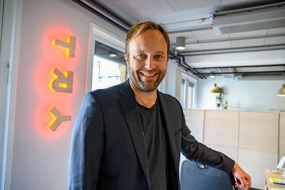 Daglig leder Sindre Beyer i TRY Råd har hentet inn hele ni PR-rådgivere det siste året - og ser stadig etter flere.