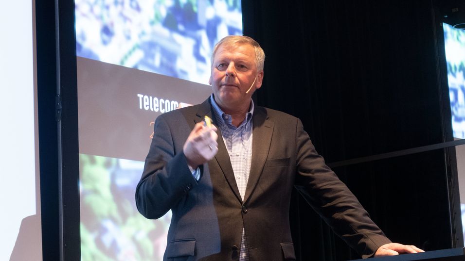 Jan Heggheim, fylkesdirektør for næring og kultur i Sogn og Fjordane, ønsker at statlige midler til bredbånd skal satses der man har mest igjen for det, der det bidrar best til verdiskapning. Det er ikke i Akershus, men i bygdene, mener han.