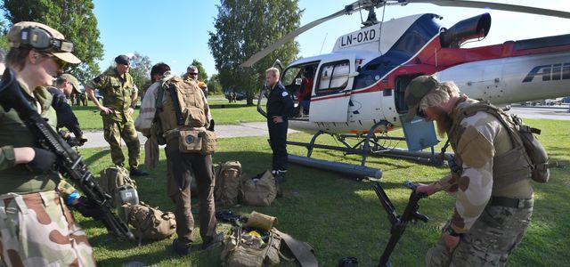 Nå vil Forsvaret igjen forsyne seg med sivile fly