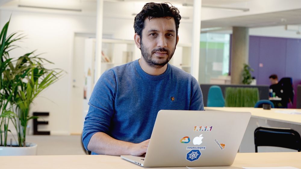 Nishes Joshi er utvikler hos Zedge i Trondheim.
