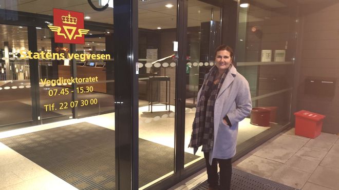 I dag begynner landets nye vegdirektør i jobben – den 11. i rekken og første kvinne