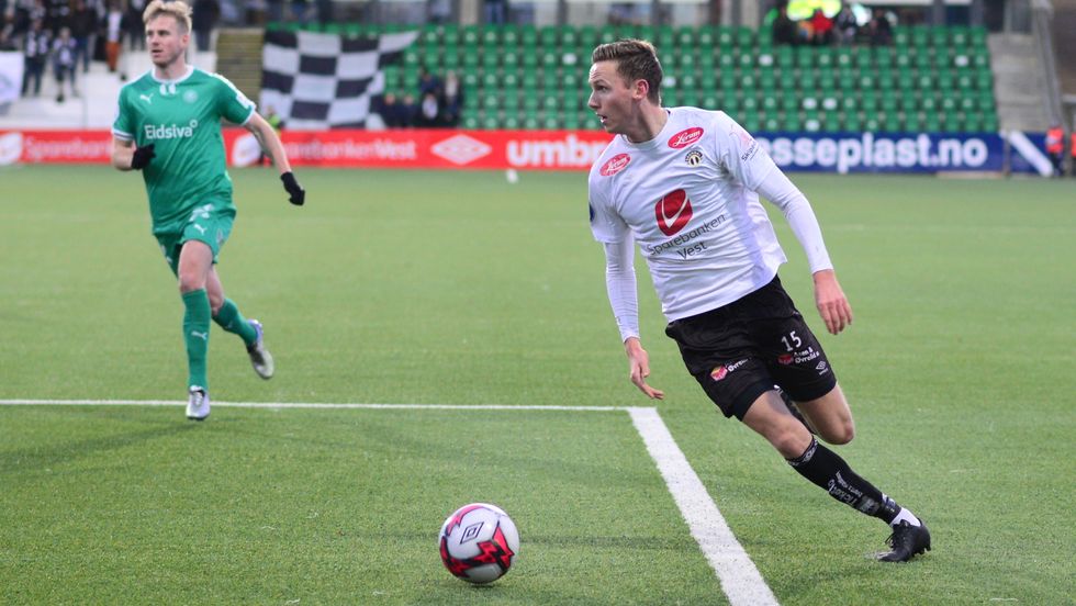 FRAMSKUNDA: Joachim Soltvedt og Sogndal kan gle seg til seriespel i starten av juli, tidlegare enn først planlagt.