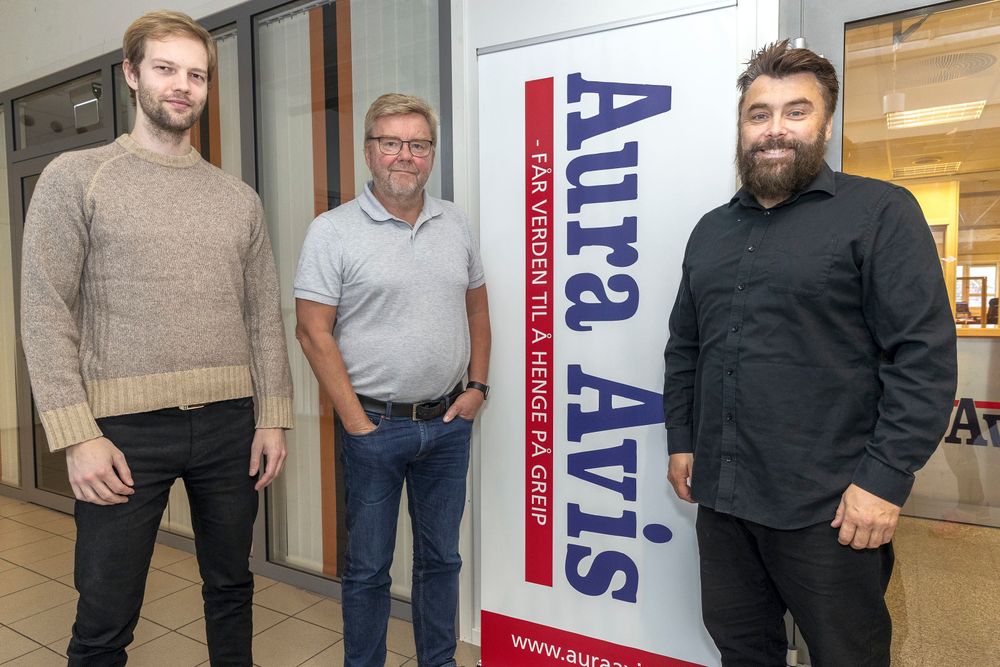 Fra v. journalist Christian Grøtte, ansvarlig redaktør/daglig leder Lars Steinar Ansnes og journalist Tommy Rustad.