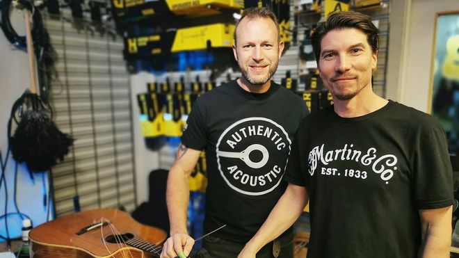 MARTIN PÅ STRENGEBYTTE-TURNÉ